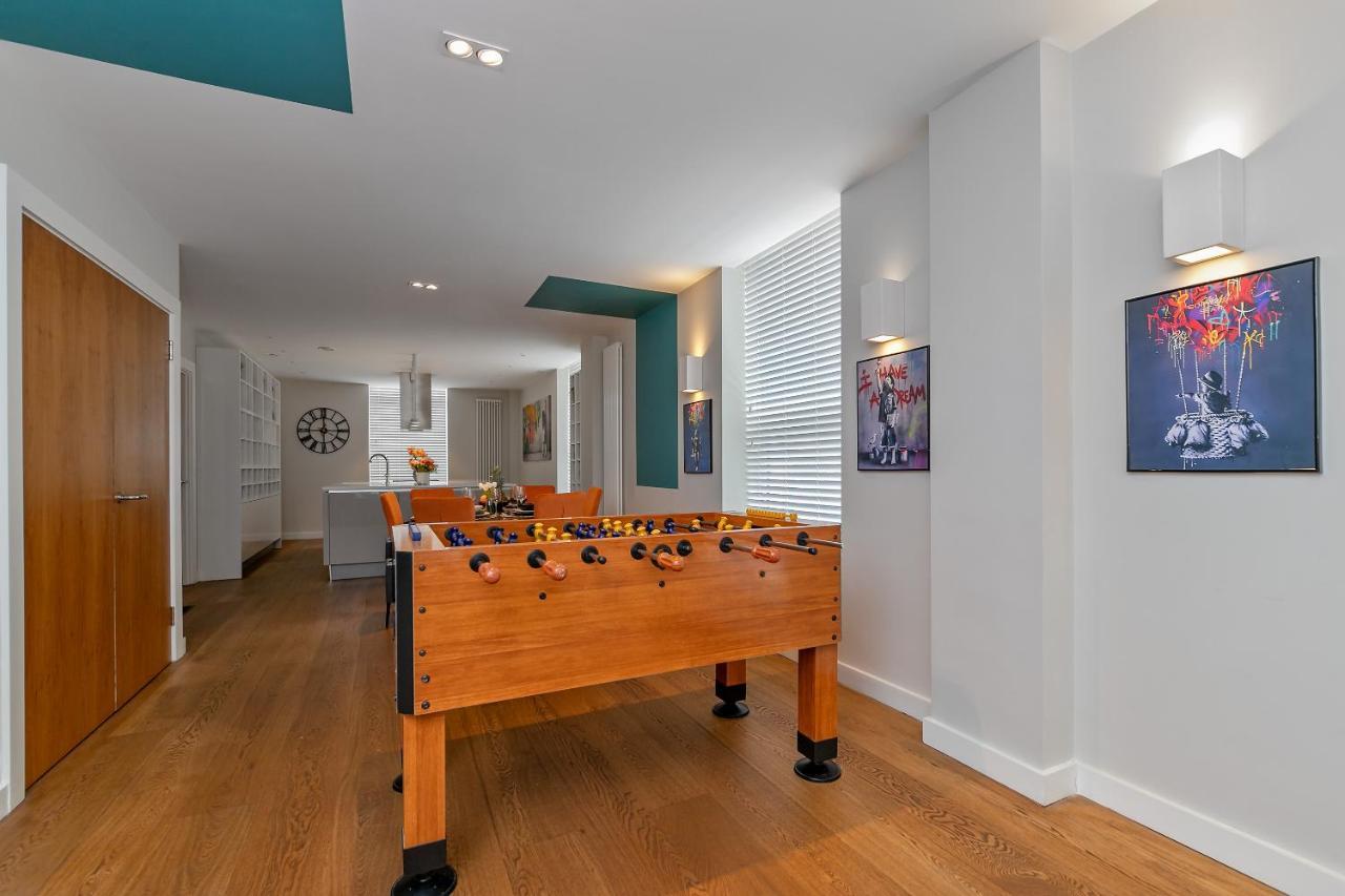 Mk Centre, The Diamond Suite, Free Parking Space, Premium Spacious With Foosball Table Appartamento